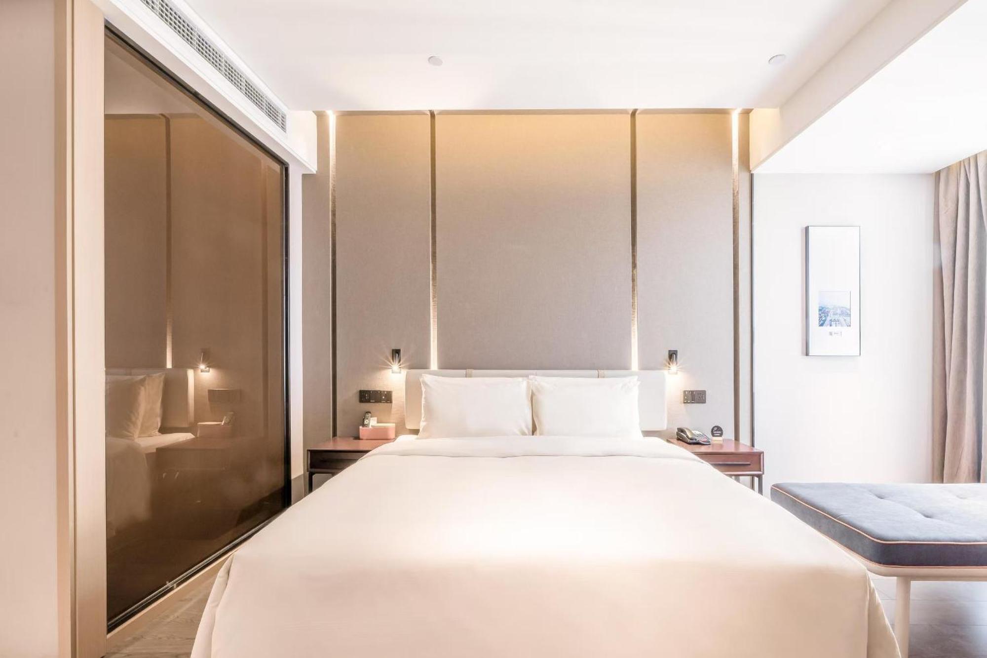 Atour Hotel Luzhou Bubugao New World Exterior foto